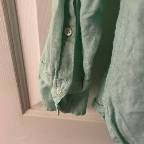 J. Crew Collared Long Sleeve Light Green Bottoned Down Shirt w/Pocket Size 8 - Picture 2 of 9
